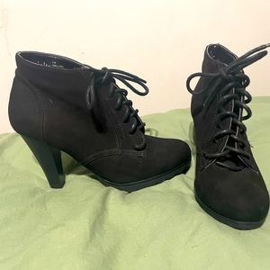 Rialto Black Heel Booties